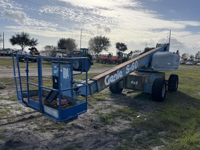 Image of Genie S60 equipment image 4