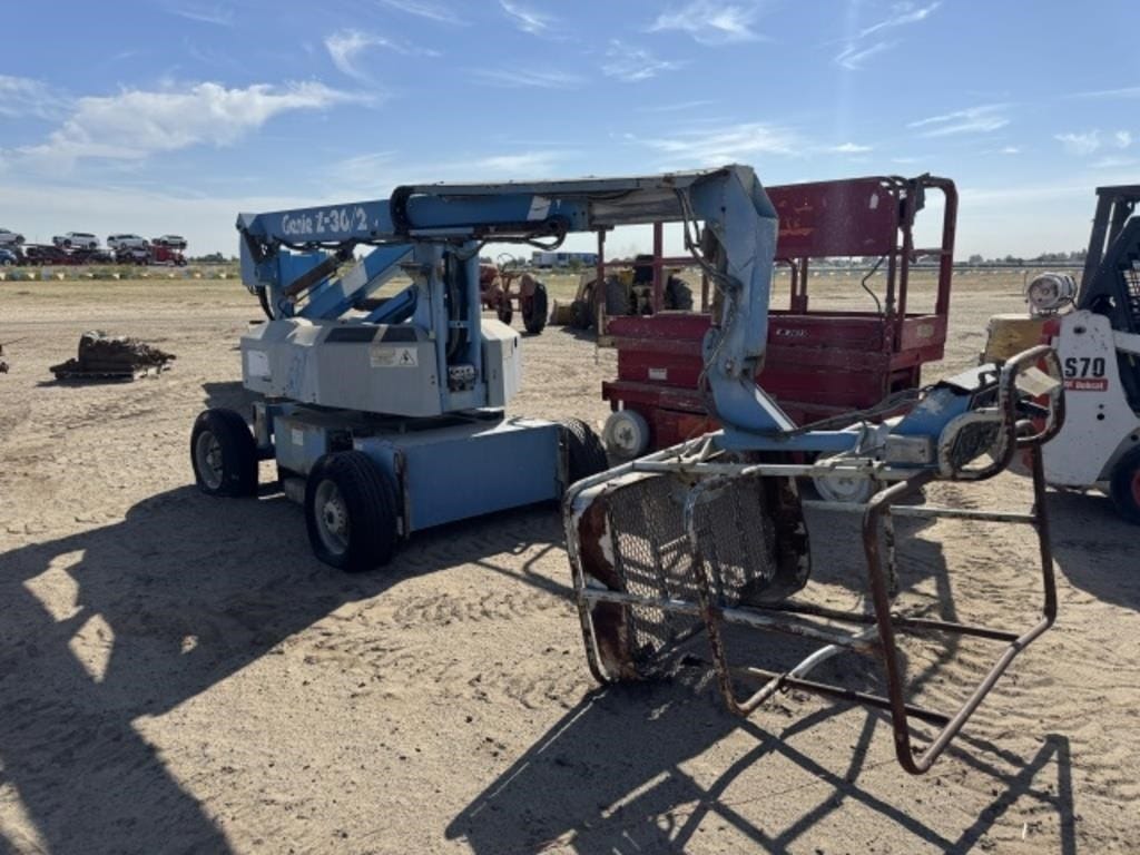 Genie Z-30 Equipment Image0
