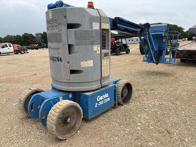 Image of Genie Z-30/20N equipment image 2