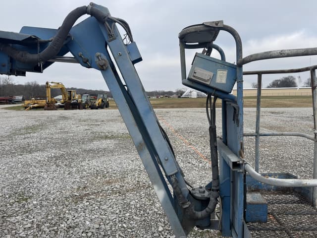 Image of Genie Z-30/20N equipment image 4