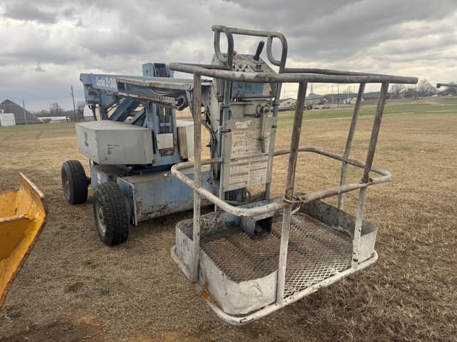 Image of Genie Z30/20N equipment image 4