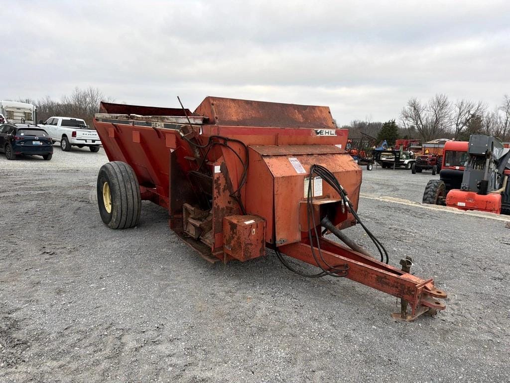 Gehl 312 Equipment Image0