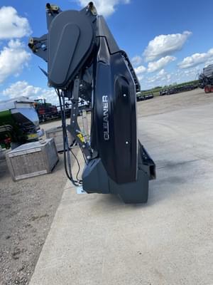 2025 Gleaner 9335 Image