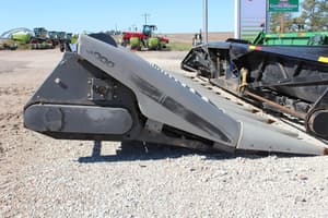 Gleaner 1230 Image