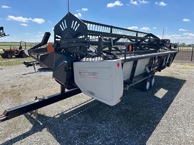 Image of Gleaner 500 equipment image 4