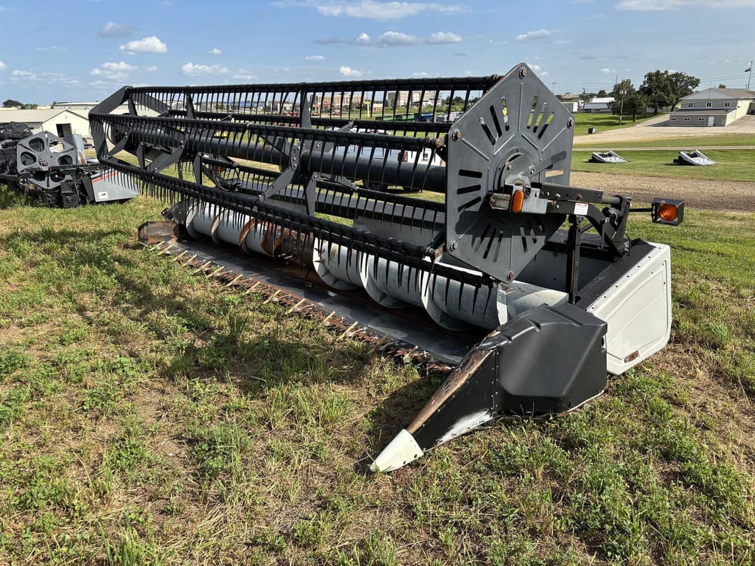 Image of Gleaner 500 Primary image