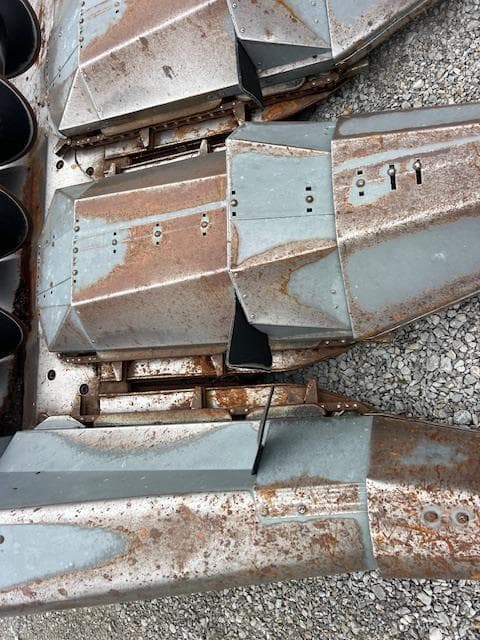 Image of Gleaner 630 equipment image 4