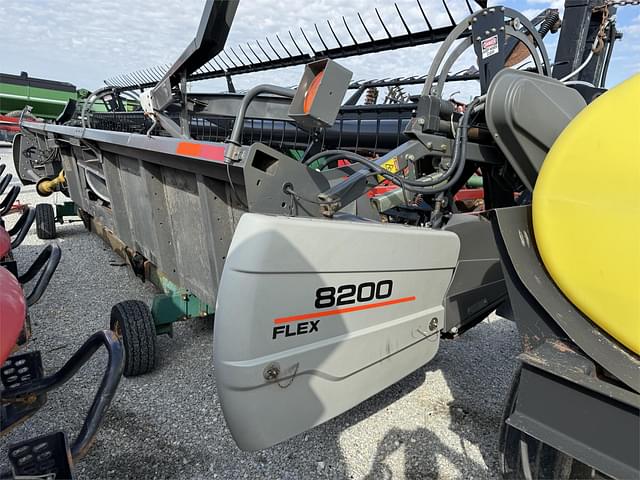 Image of AGCO 8200 equipment image 3