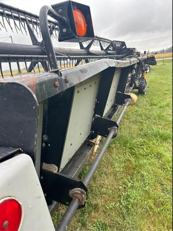 Main image Gleaner 8200