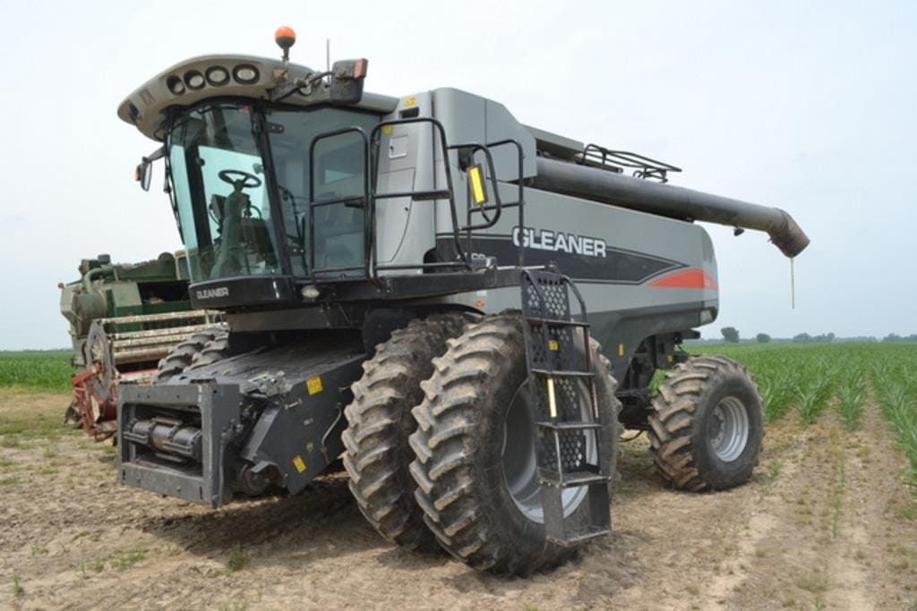 Main image Gleaner A86