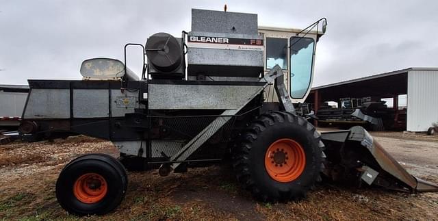 Image of Gleaner F3 equipment image 3