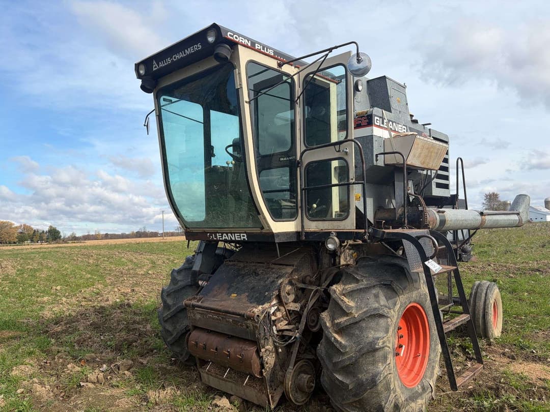Image of Gleaner F2 Primary image