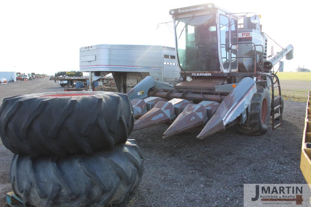 Main image Gleaner F2