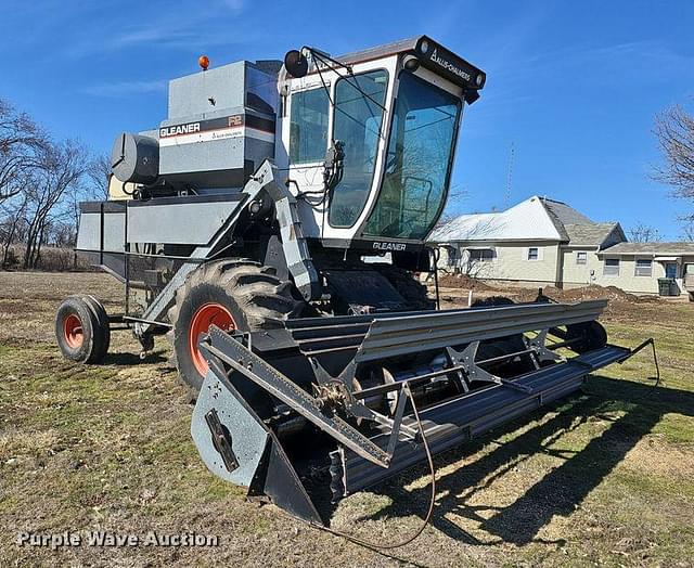 Image of Gleaner F2 equipment image 2