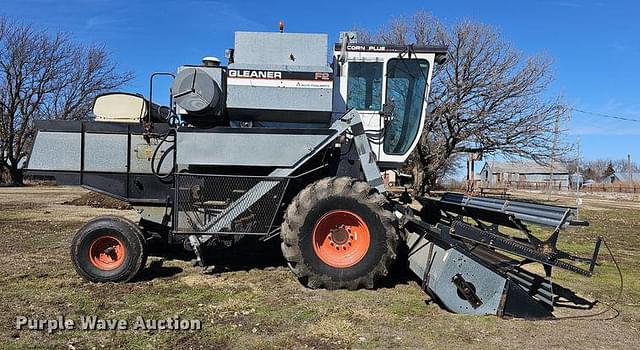 Image of Gleaner F2 equipment image 3