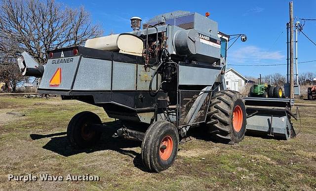 Image of Gleaner F2 equipment image 4