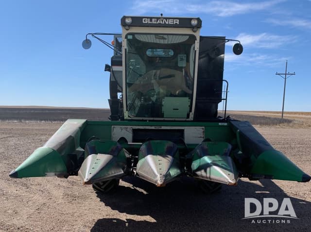 Image of Gleaner F3 equipment image 3