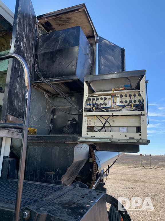 Image of Gleaner F3 equipment image 4