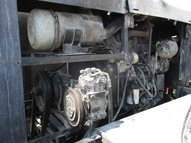 Image of Gleaner F3 equipment image 1