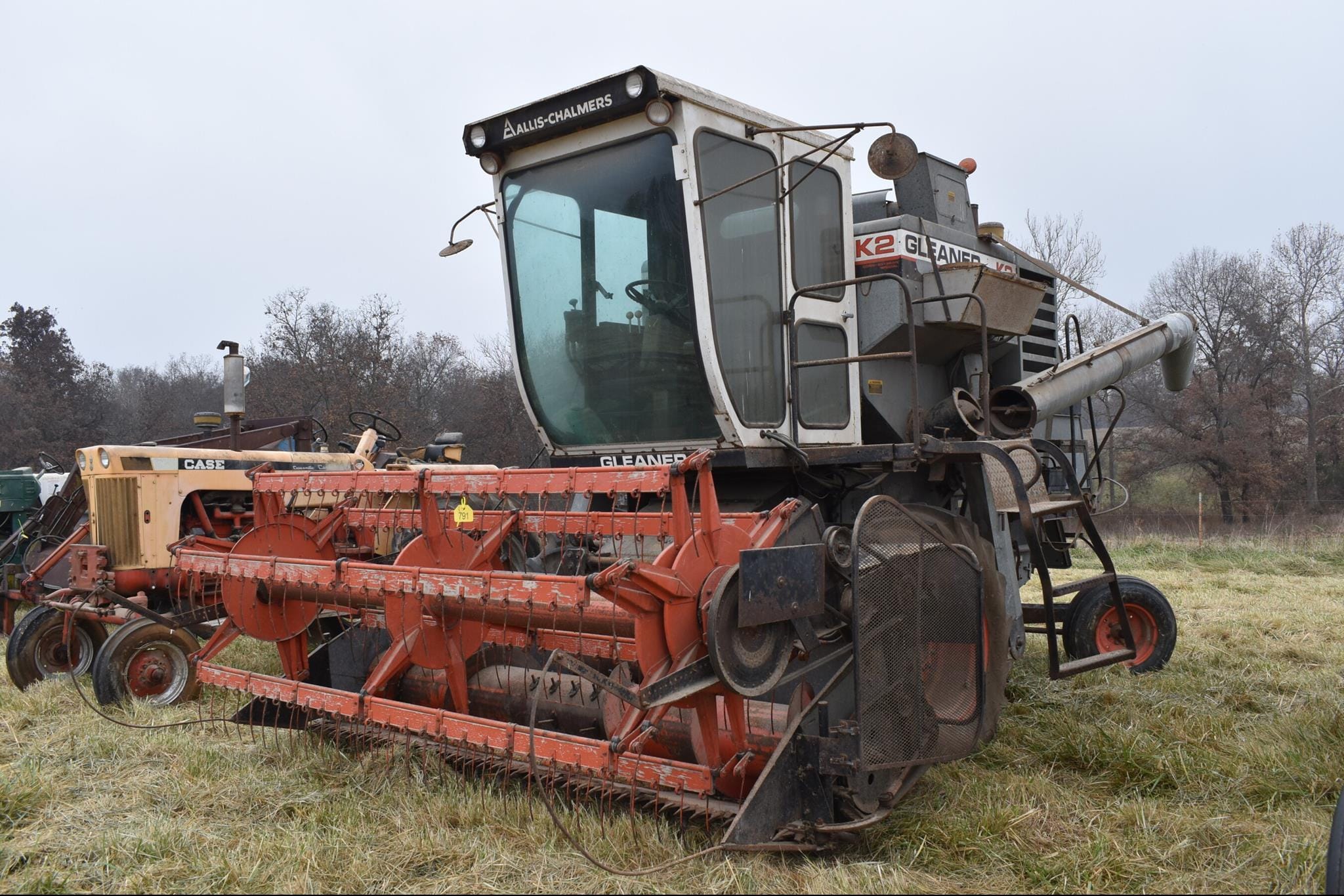 Gleaner K2 Equipment Image0