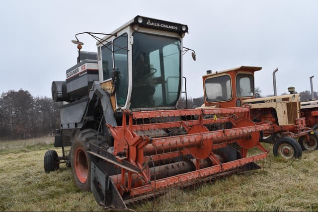 Image of Gleaner K2 equipment image 3