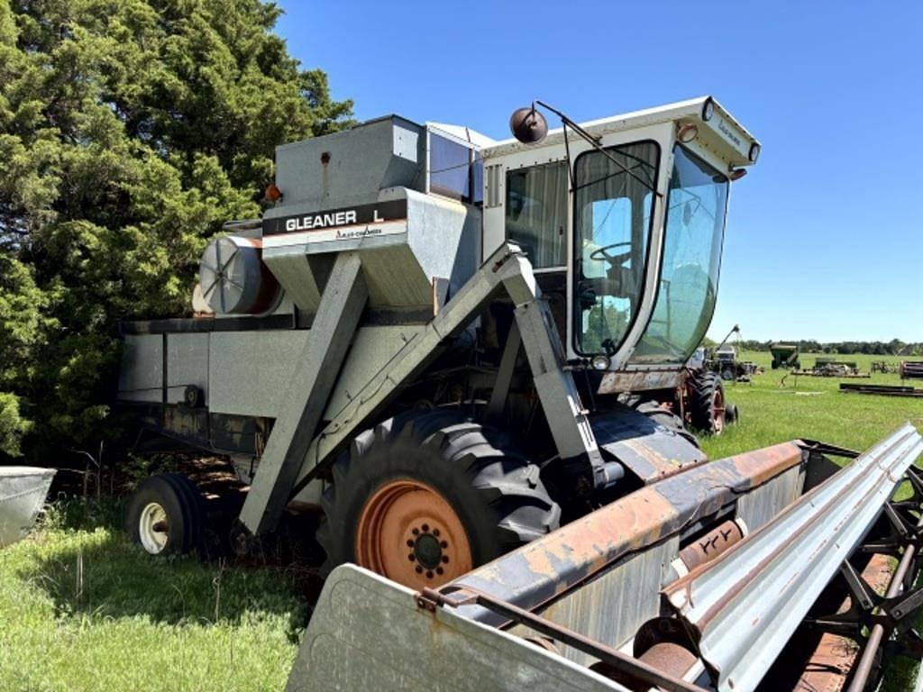 Image of Gleaner L Primary image