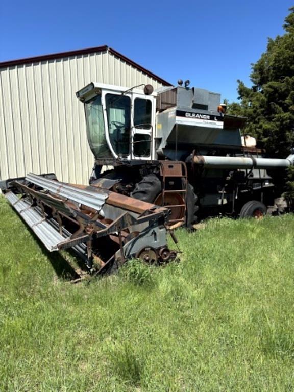 Image of Gleaner L equipment image 1