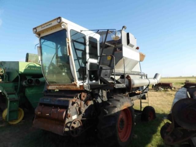 Image of Gleaner L equipment image 2