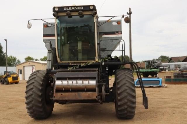Image of Gleaner L3 equipment image 4