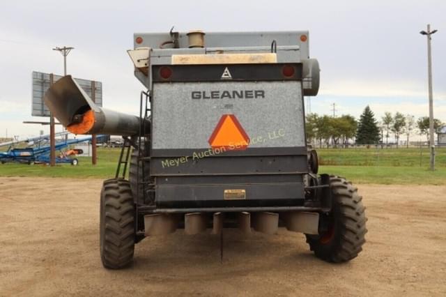 Image of Gleaner L3 equipment image 2