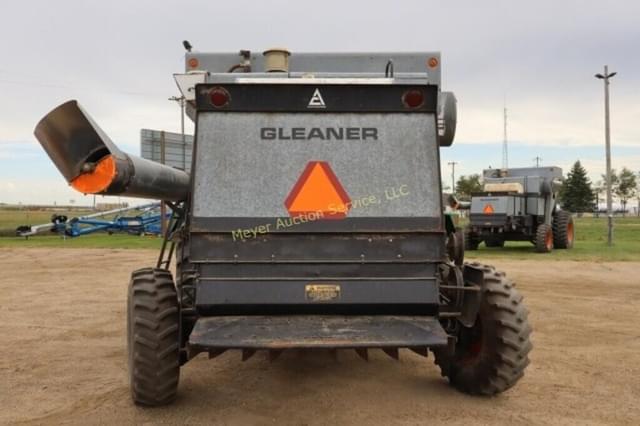 Image of Gleaner L3 equipment image 2