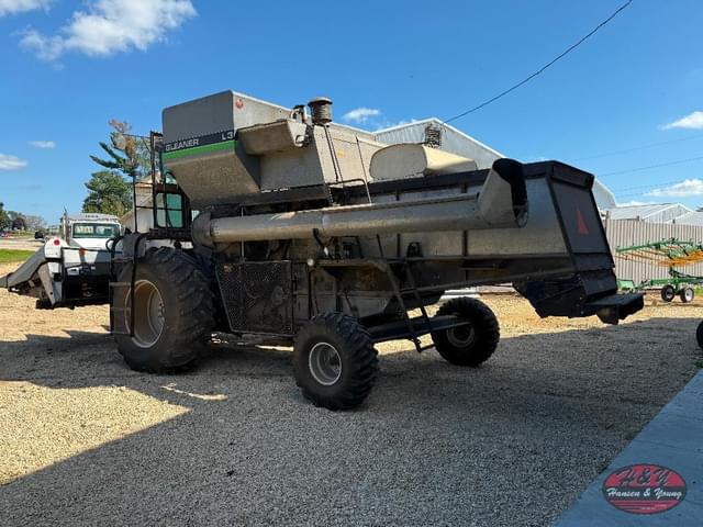 Image of Gleaner L3 equipment image 2