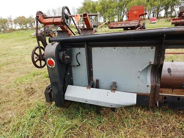 Image of Gleaner LM equipment image 4