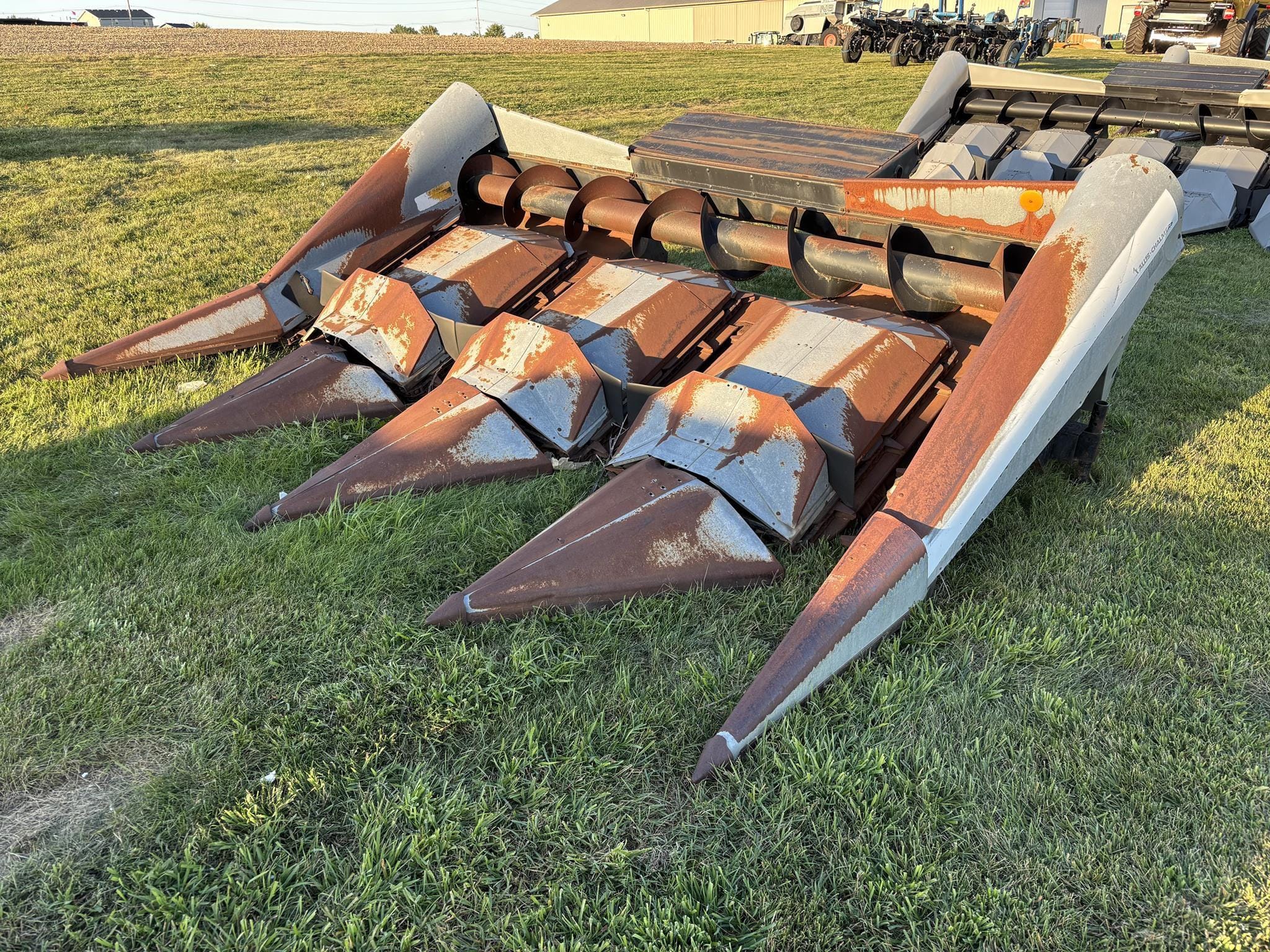 Gleaner 438A Equipment Image0