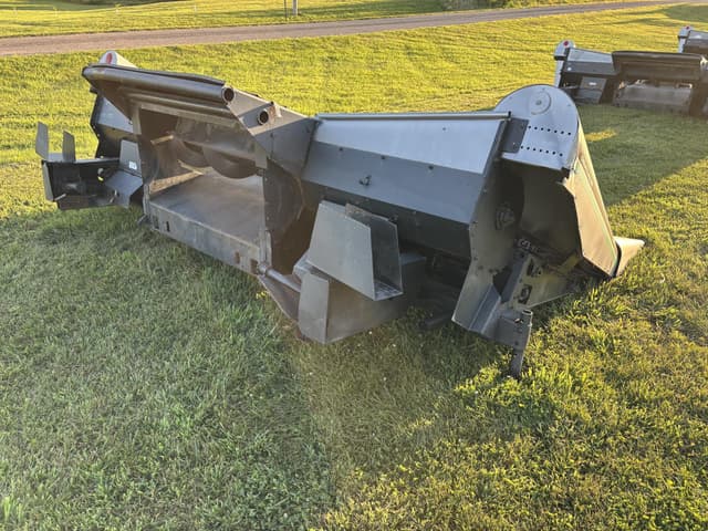 Image of Gleaner 438A equipment image 4