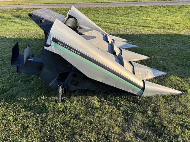 Image of Gleaner 438A equipment image 3