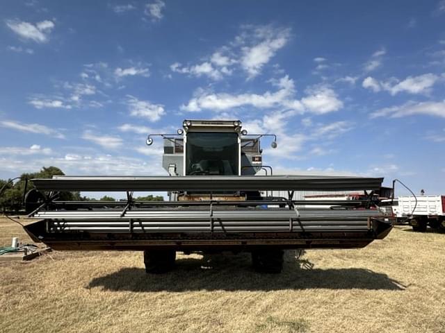 Image of Gleaner M equipment image 2