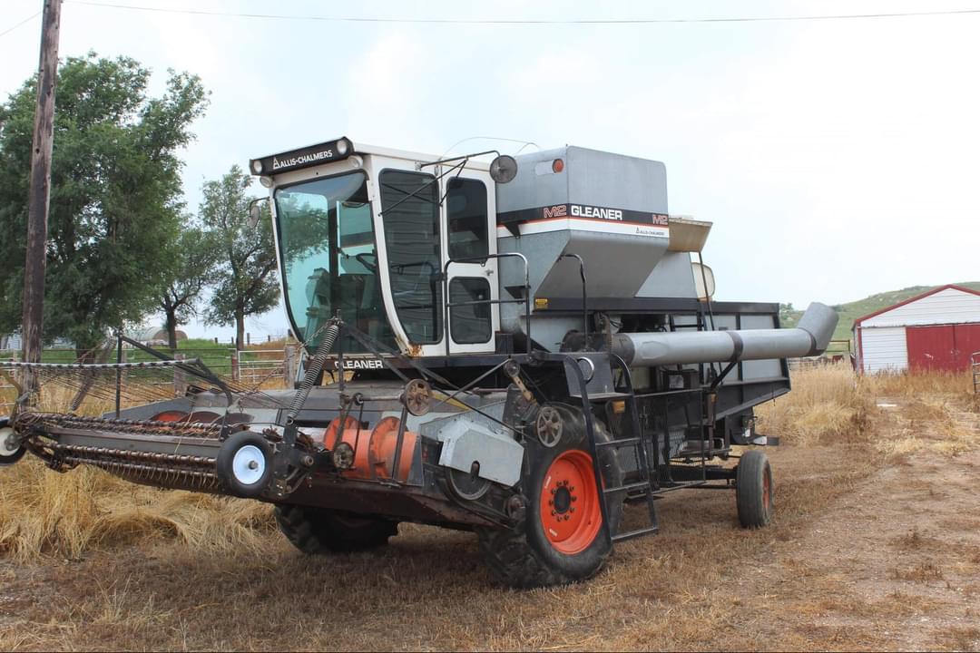 Image of Gleaner M2 Image 0