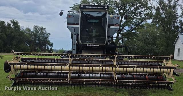 Image of Gleaner M2 equipment image 1