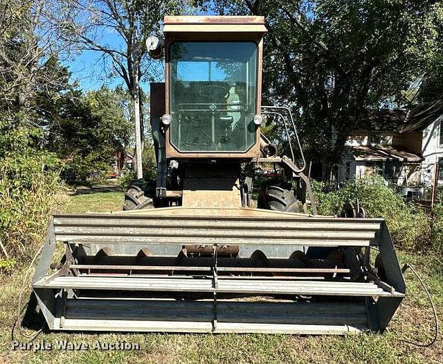 Image of Gleaner E equipment image 1