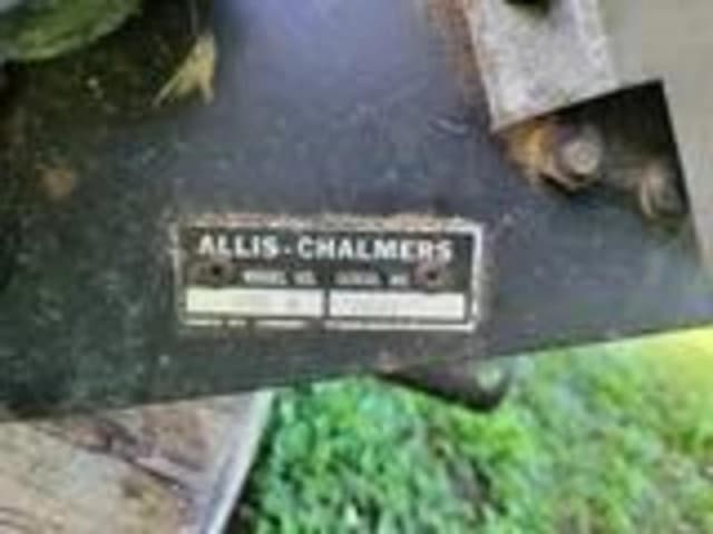 Image of Gleaner N630 equipment image 4