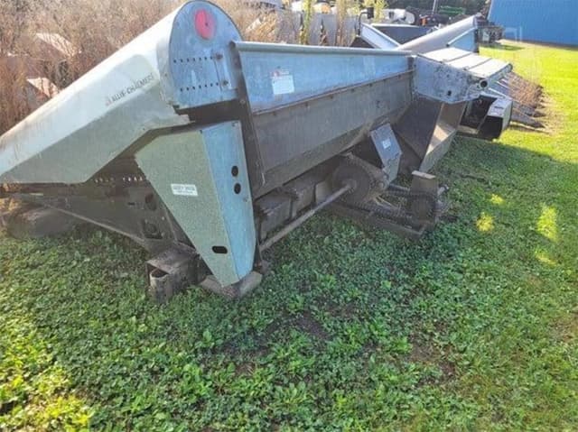 Image of Gleaner N630 equipment image 1