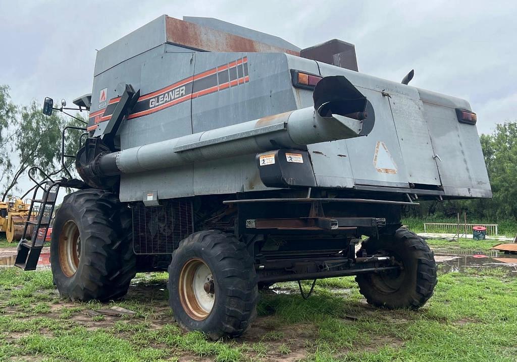 Image of Gleaner R62 Image 1