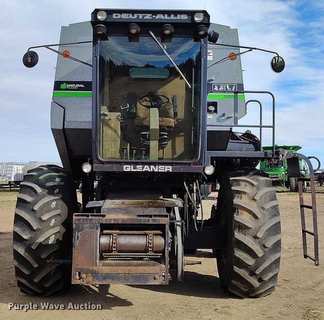 Image of Gleaner R50 equipment image 1