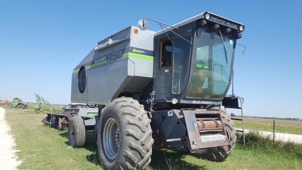 Main image Gleaner R50