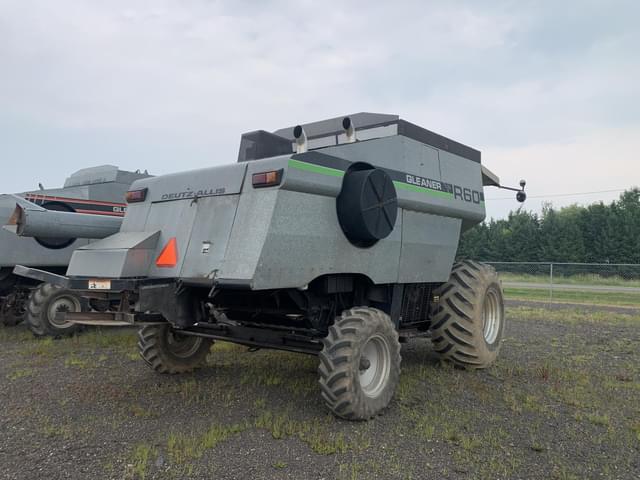 Image of Gleaner R60 equipment image 2