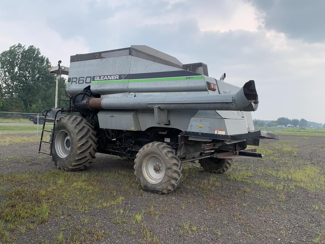 Image of Gleaner R60 Primary image