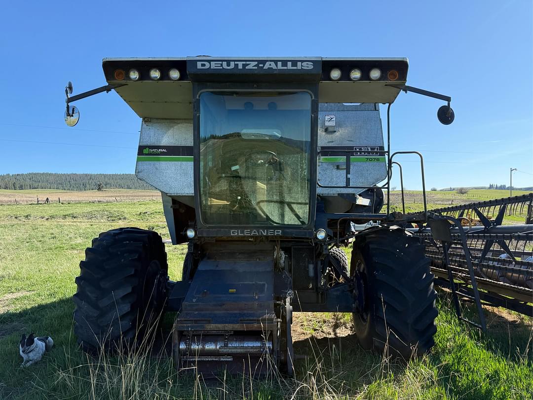 Image of Gleaner R70 Primary image