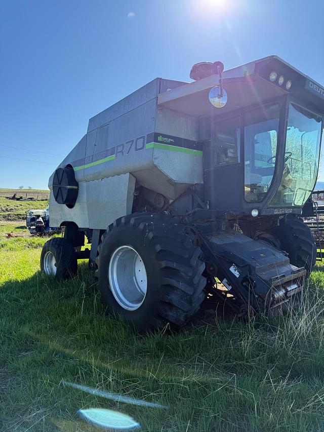 Image of Gleaner R70 equipment image 3
