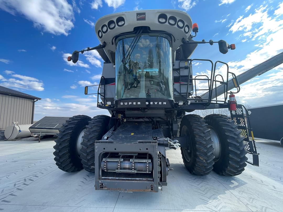 Image of Gleaner S77 Trutura Primary image
